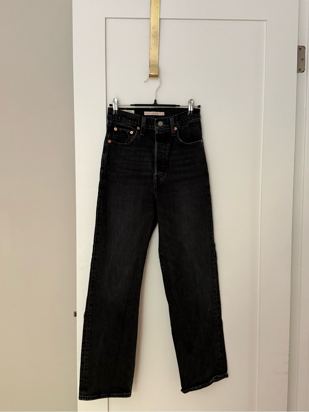 Levi Ribcage Straight Ankle Pant